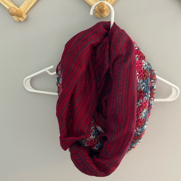 BCBGeneration Infinity Scarf - Picture 3 of 8